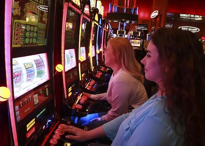 Wind River And Casino Hotel